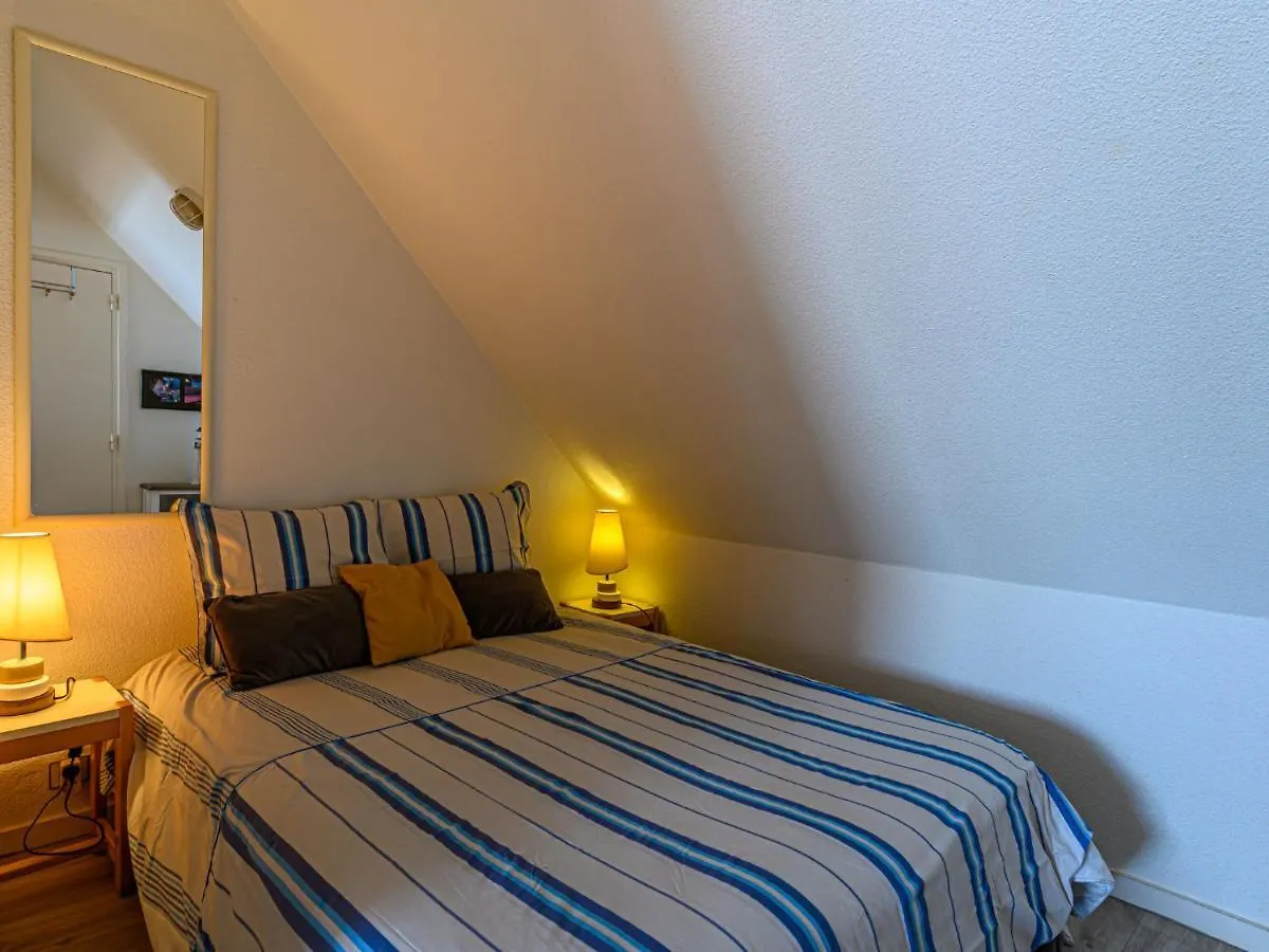 Apartment Plein Ocean-3 By Interhome Carnac